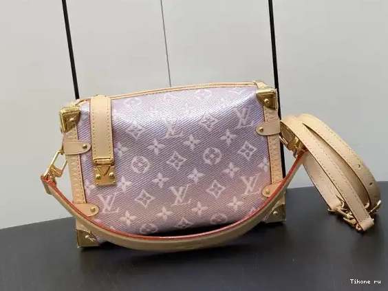 VUITTON TRUNK MM LOUIS SIDE 0703